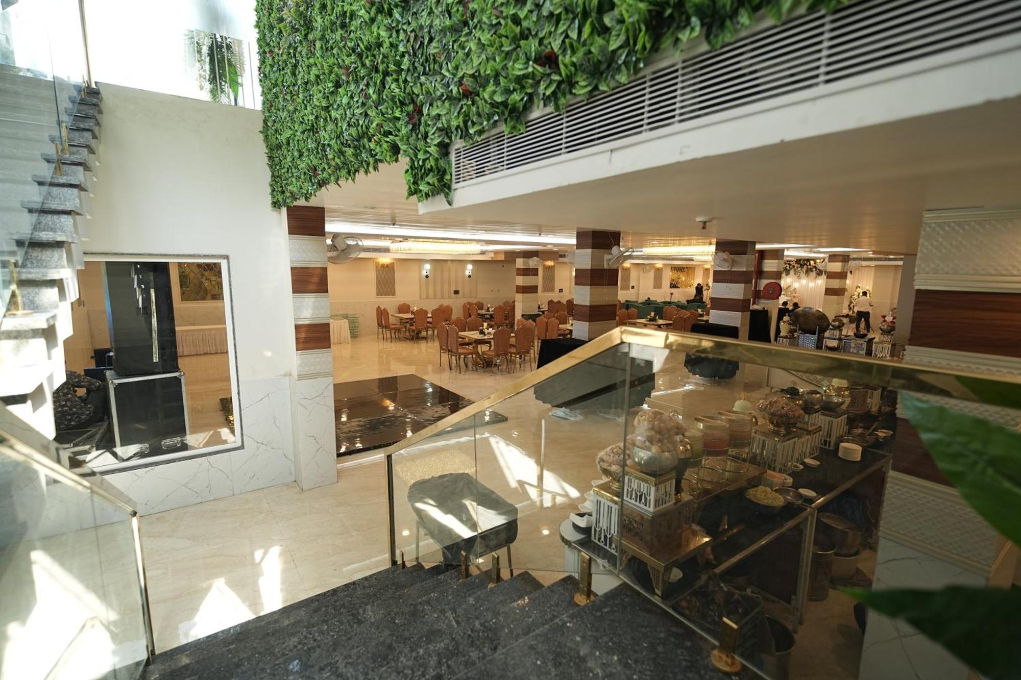 The Grand Oasis Hotel & Resort Greater Noida Ngoại thất bức ảnh
